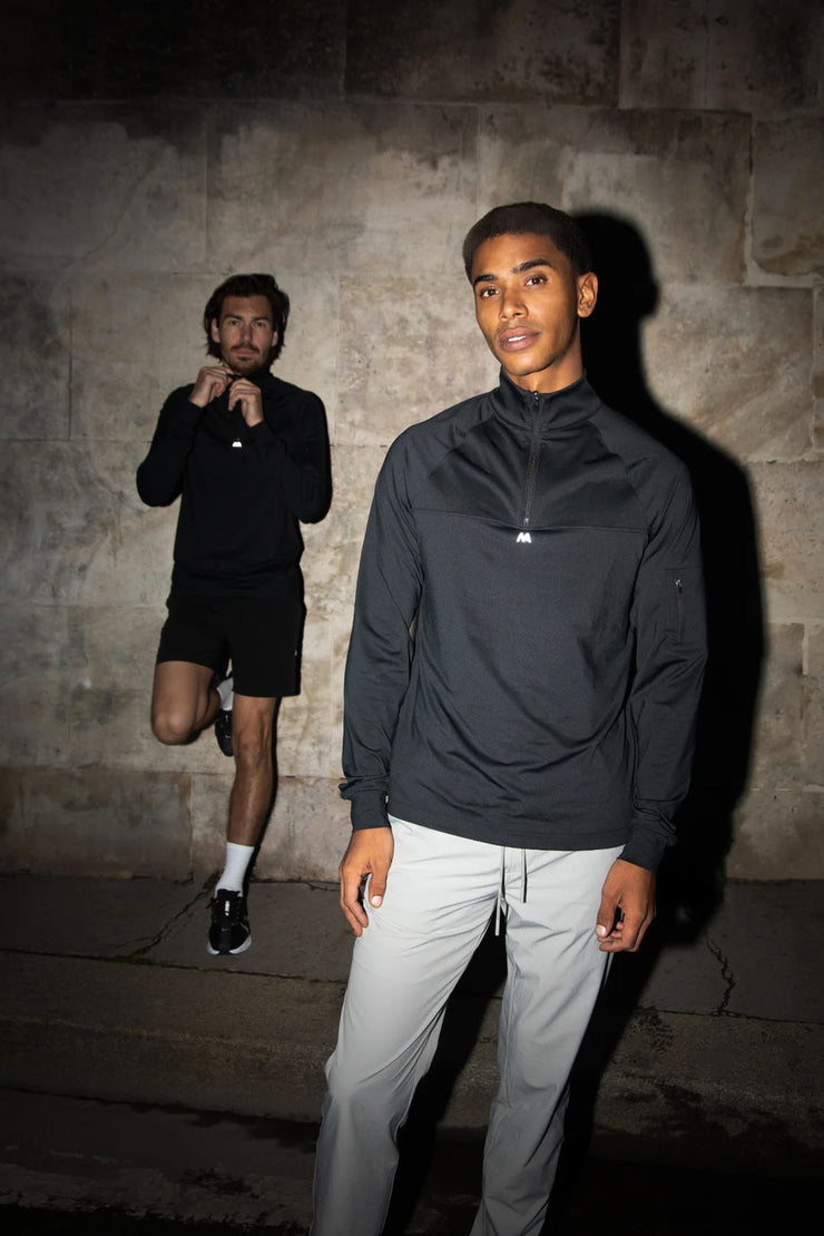 Active Zip Black