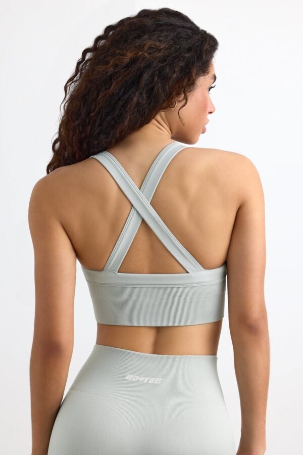 Super Sculpt Seamless Cross-Back Sports Bra in Fog - Image 4