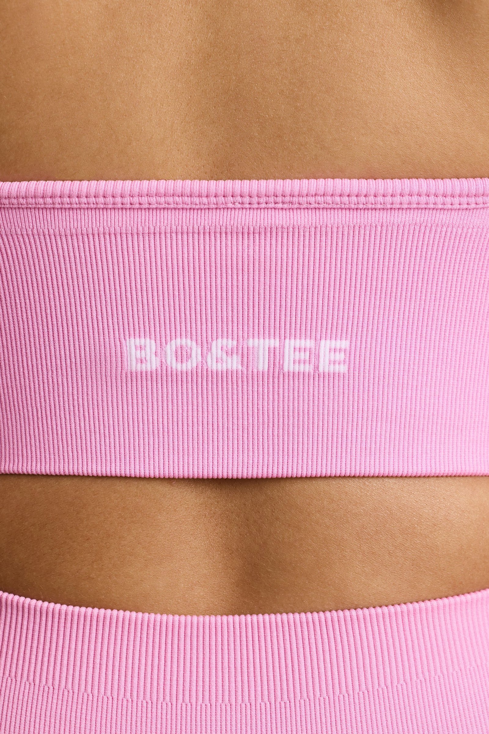 Exclusive - V-Neck Define Luxe Sports Bra in Bubblegum Pink - Image 4