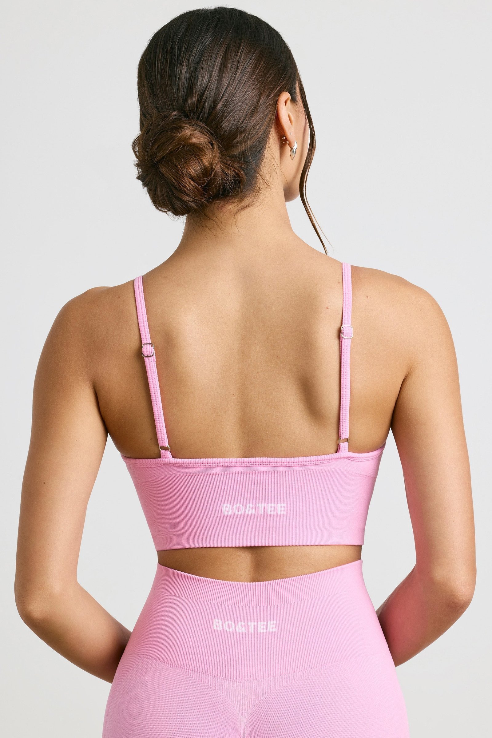 Exclusive - V-Neck Define Luxe Sports Bra in Bubblegum Pink - Image 2
